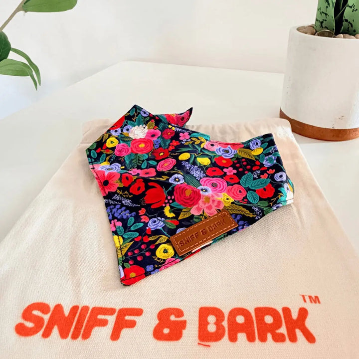Midnight Floral Flairtie™ Bandana – 100% Cotton Bandana Sniff & Bark™