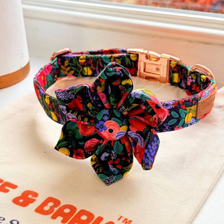 Midnight Floral Signature Band™ + Slide-On Bloomtie™ Flower Collar Sniff & Bark™