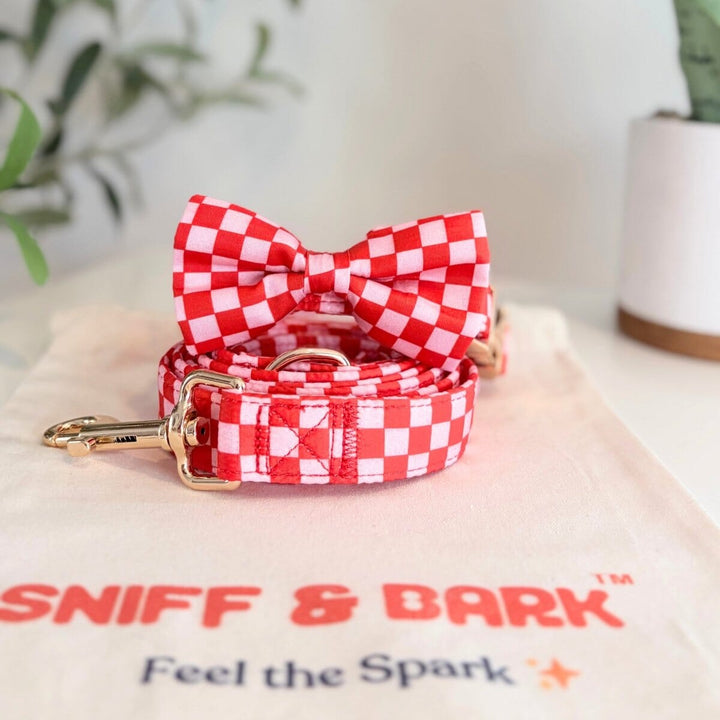 Checker Pink Signature Band™ + Slide-On Dappertie™ + Joyline™ Bowtie Collar & Leash Set Sniff & Bark™