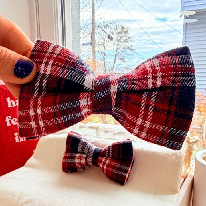 Crimson Navy Plaid Dappertie™ – Sleek Slide-On Bowtie Bowties Sniff & Bark™